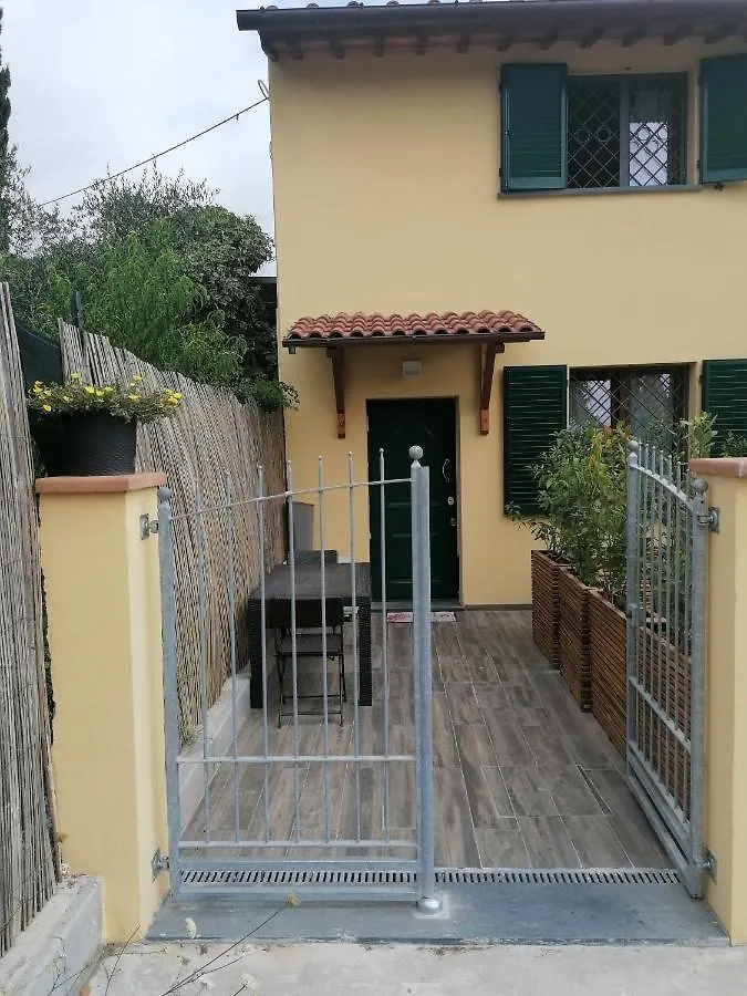 La Casa Delle Rondini Villa Montelupo Fiorentino 0*,  Italy